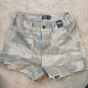 Abercrombie & Fitch Camo Women's Shorts